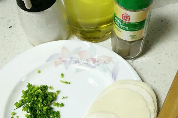 葱油饼的做法图解2