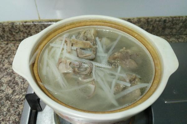 萝卜丝猪肚汤的做法图解4