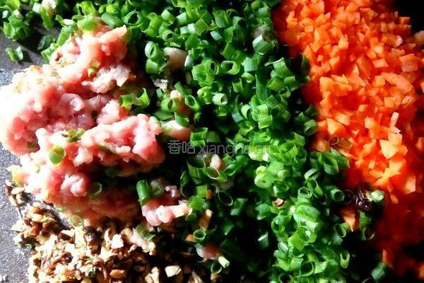 梦幻彩色肠粉的做法图解1