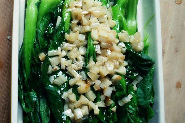 蒜泥蚝油油菜心的做法图解7