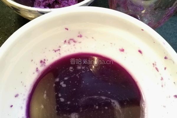紫罗兰水饺的做法图解2