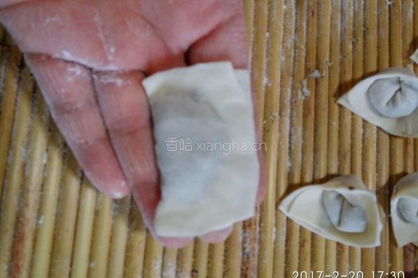 芹菜肉混沌的做法图解7