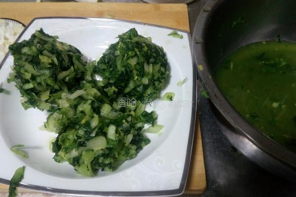 肉末小白菜的做法图解3