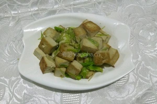 蒜苗豆腐的做法图解5