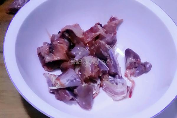 油炸孜然三黄鸡块儿的做法图解3
