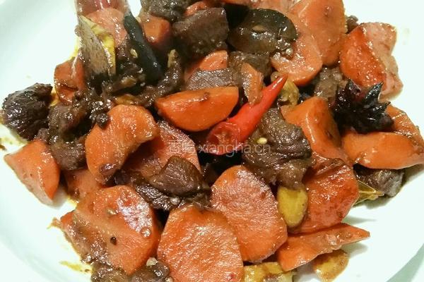 胡萝卜烧牛肉的做法图解7