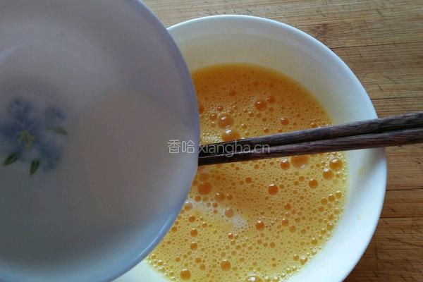虾仁时蔬鸡蛋卷的做法图解4