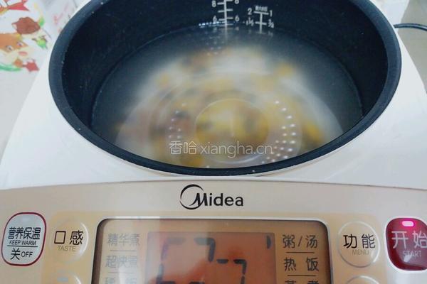 五彩开胃粥的做法图解3