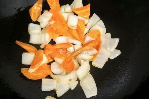 家庭小炒豆腐泡的做法图解4
