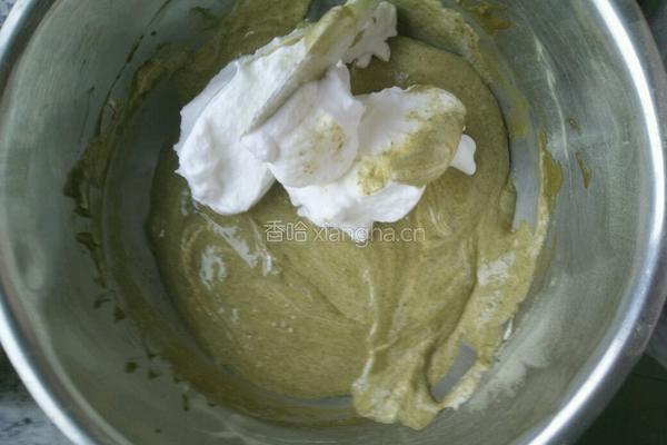 抹茶戚风蛋糕的做法图解13