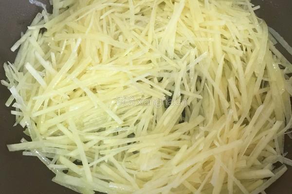 芹菜炒土豆丝的做法图解7