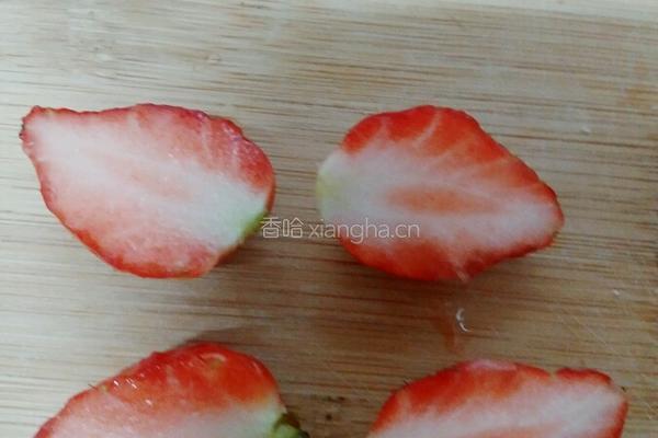草莓三明治卷的做法图解7