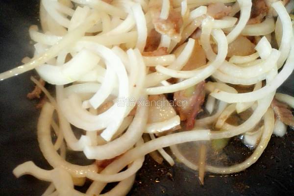 葱头炒五花肉的做法图解6