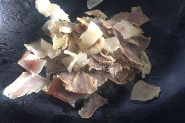腌肉炒大蒜的做法图解8