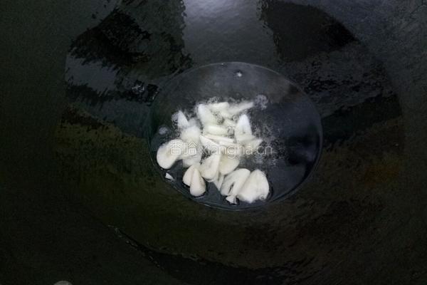 蒜炒红薯叶的做法图解4