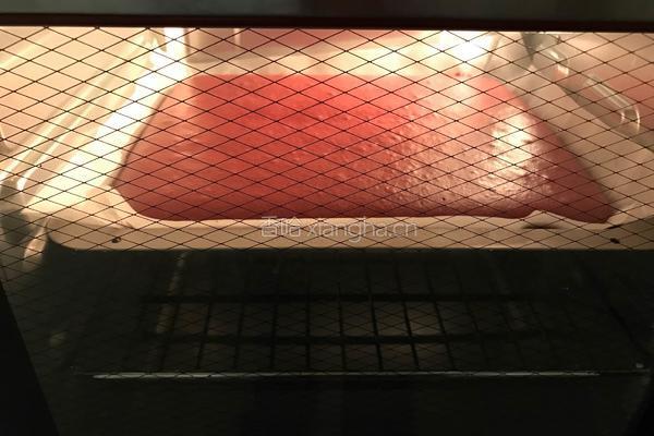 红丝绒奥利奥碎咸奶油蛋糕卷的做法图解6