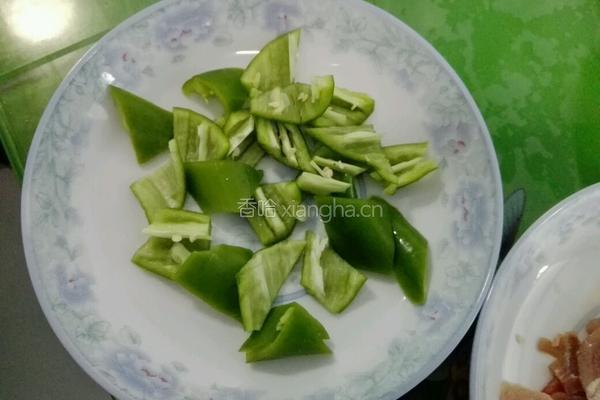 尖椒香菇肉片的做法图解8