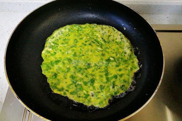 韭菜鸡蛋饼的做法图解10