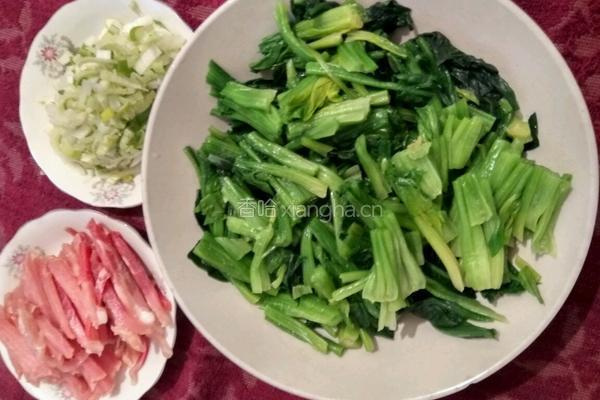 肉丝炒菠菜的做法图解1
