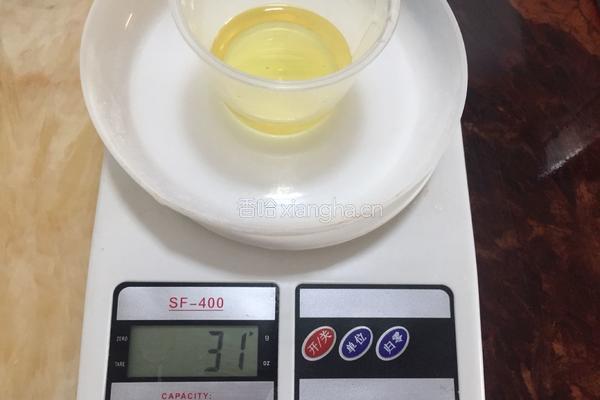 六寸戚风蛋糕的做法图解3
