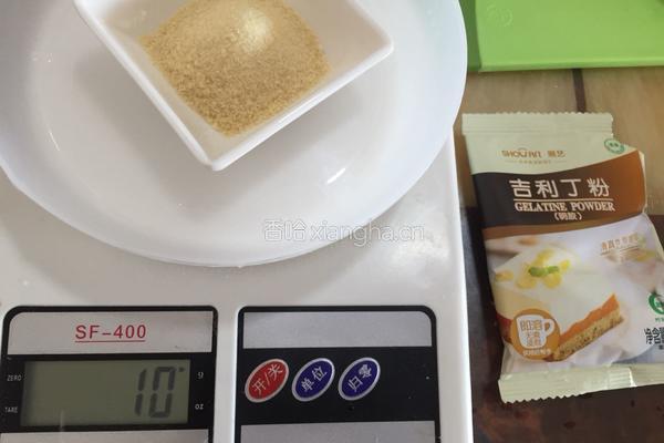 草莓慕斯的做法图解5
