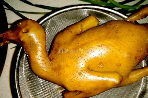脆皮香草乳鸽的做法图解4