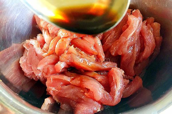 香炸酥肉的做法图解4