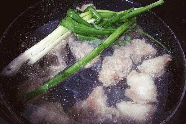 冬瓜玉米排骨汤的做法图解5
