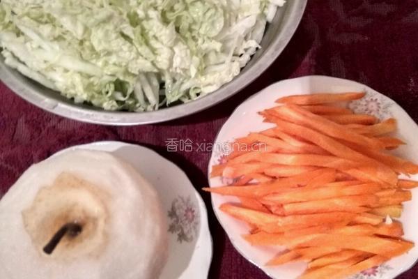 糖醋三丝的做法图解1