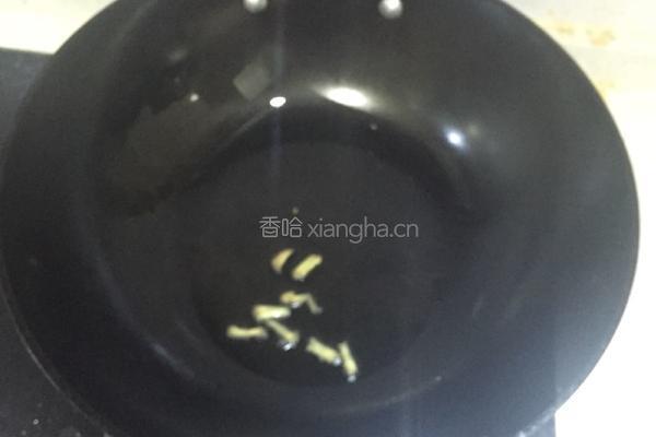 胡萝卜鸡丝的做法图解3