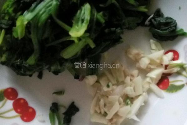 果仁菠菜的做法图解2