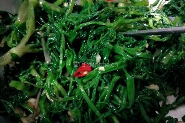 凉拌水芹菜的做法图解9