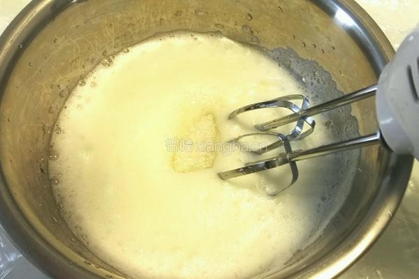 戚风蛋糕的做法图解12