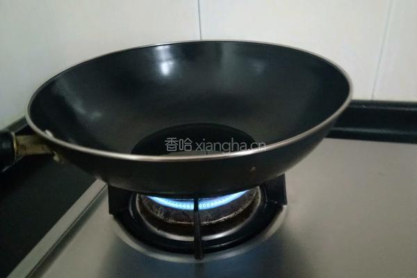老干妈炒青椒土豆的做法图解3