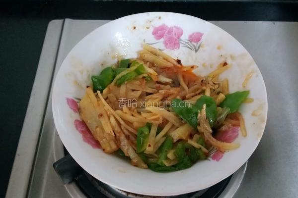 老干妈炒青椒土豆的做法图解9