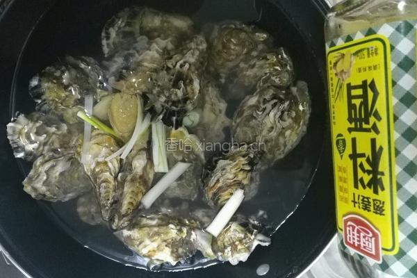 蒜蓉粉丝生蚝的做法图解1