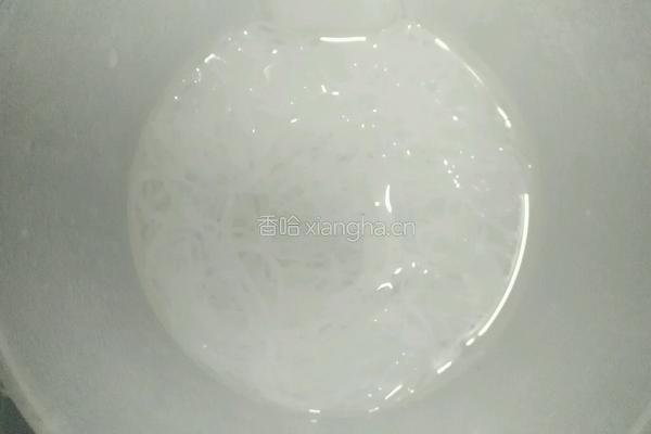 蒜蓉粉丝生蚝的做法图解2