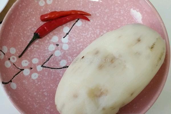 肉炒藕片的做法图解1