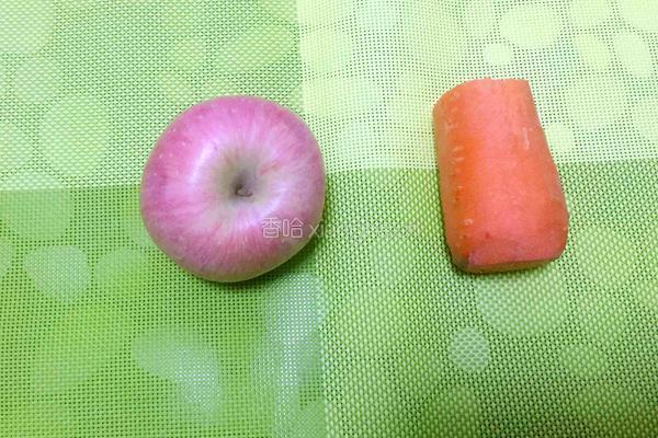 苹果胡萝卜汁的做法图解1