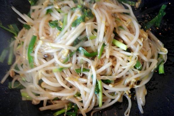 素炒韭菜绿豆芽的做法图解9