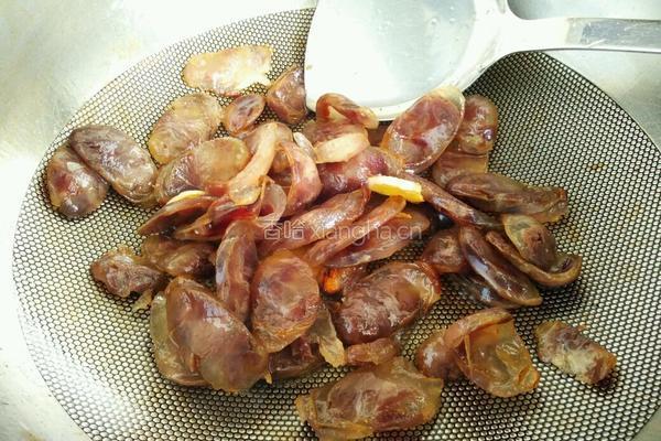 炒腊肠的做法图解5