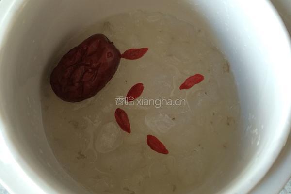 红枣炖雪哈的做法图解7