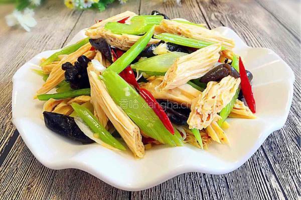 凉拌香芹腐竹的做法图解9