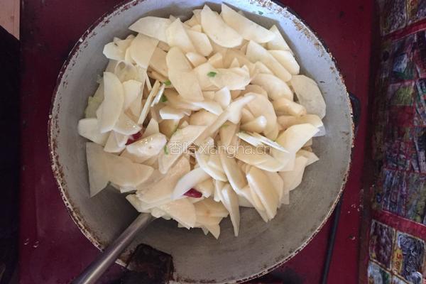 蚝油土豆片的做法图解3