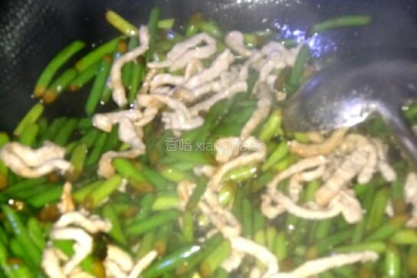 蒜苔炒肉丝的做法图解10