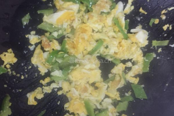 鸡蛋辣椒炒面(自制刀切面^)的做法图解15