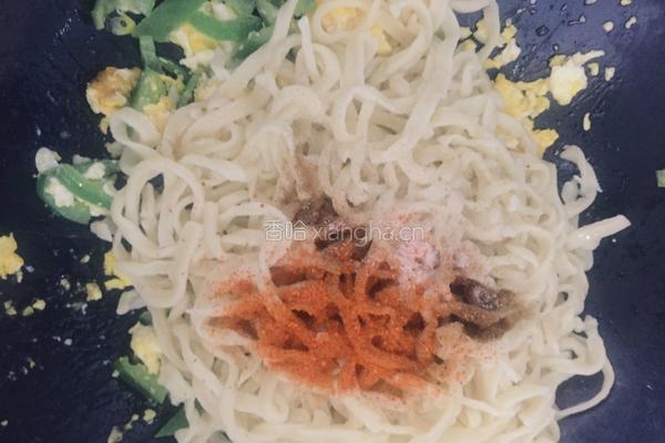 鸡蛋辣椒炒面(自制刀切面^)的做法图解17