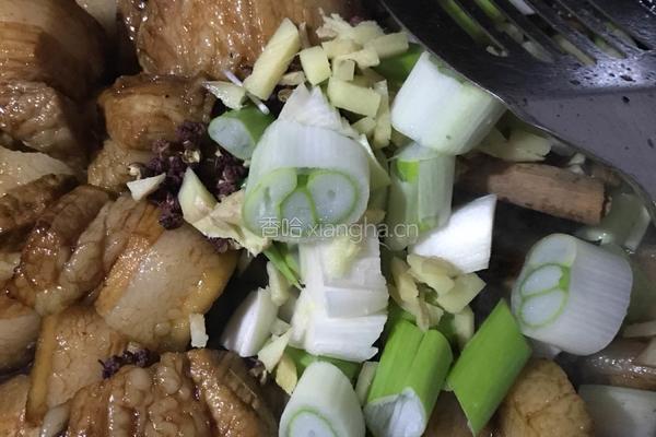 芋头红烧肉的做法图解6