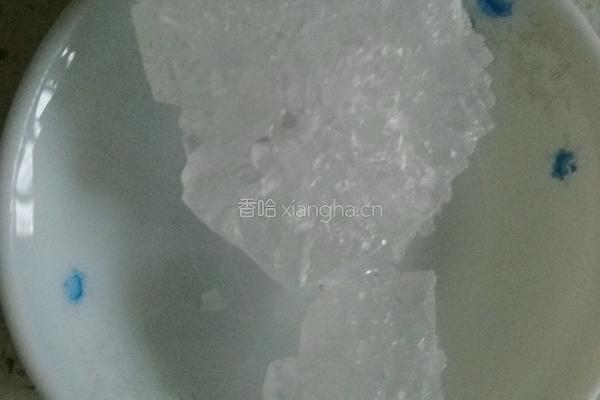 银耳莲子雪梨羹的做法图解4