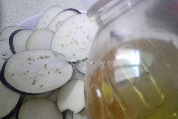 油煎茄子的做法图解3